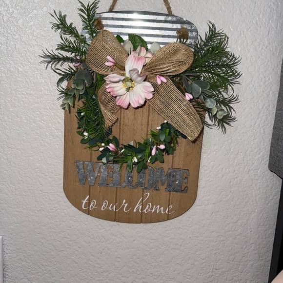 Charming Floral Welcome Sign with Burlap Bow - Picture 2 of 3